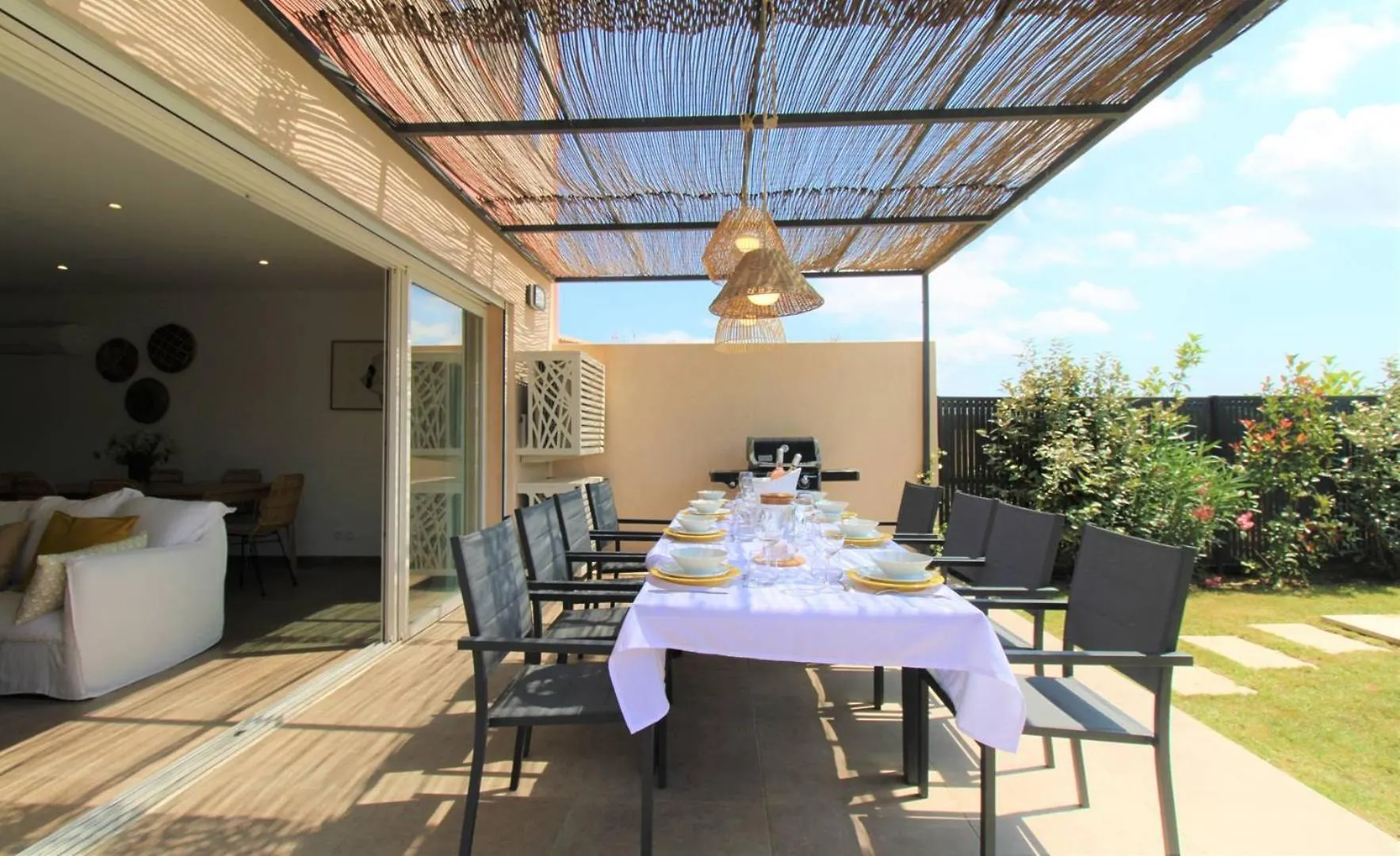 Gridelaide 24 - A Grimaud Dans Le Golfe De St Tropez - Villa Avec Piscine Privative A Proximite De La Plage 0*,  Francja
